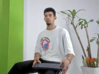 Artur_blaze from Flirt4Free