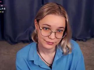 ashleigh_connington from Flirt4Free is Freechat
