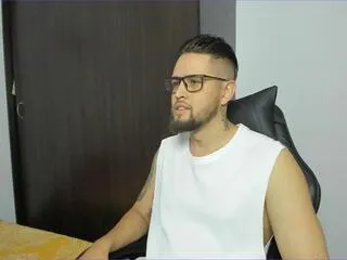 bastian_watson from Flirt4Free is Freechat