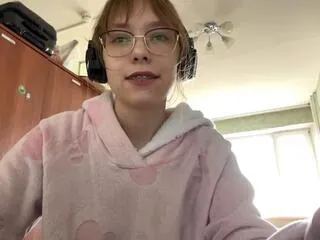 Beatris_chaplean from Flirt4Free