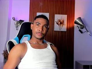 brand_torner from Flirt4Free is Freechat
