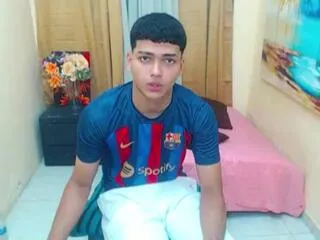 brayan_andrade from Flirt4Free is Freechat