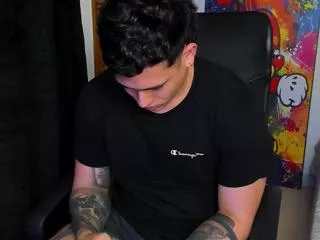 Breth_colton from Flirt4Free