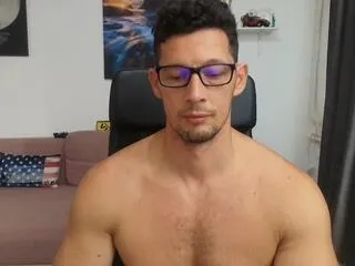 Brutus_k from Flirt4Free