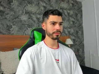 Cameron_pierce from Flirt4Free