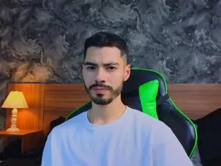 cameron_pierce from Flirt4Free is Freechat