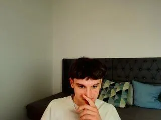 camillo_leon_armand from Flirt4Free is Freechat