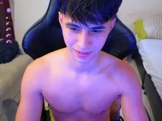 Carl_dixonn from Flirt4Free