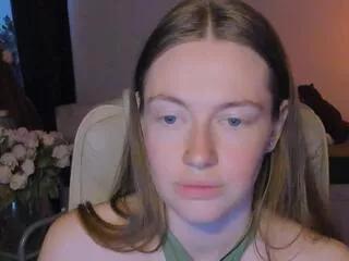 Cassie_evansson from Flirt4Free