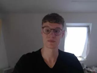 Charley_parks from Flirt4Free