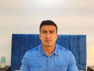 chris_clarck from Flirt4Free is Freechat