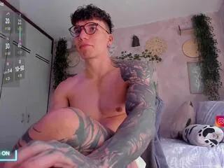 clark_steven from Flirt4Free is Freechat