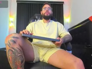 Conor_santos from Flirt4Free