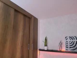 damien_coleman from Flirt4Free is Freechat
