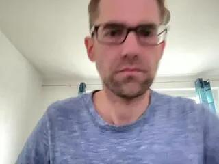 daniel_montero from Flirt4Free is Freechat