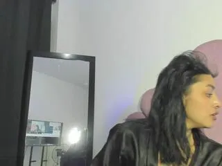 dark_luna from Flirt4Free is Freechat