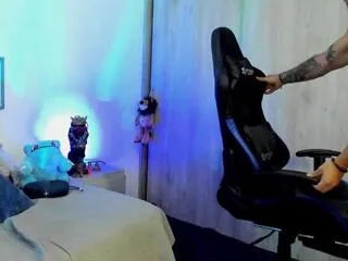 dave_max from Flirt4Free is Freechat