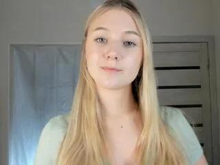 dina_tarboro from Flirt4Free is Freechat