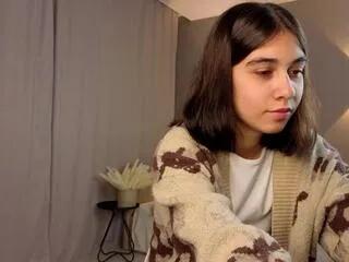 dionna_hutts from Flirt4Free is Freechat