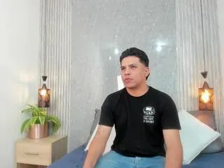 dominic_taylor from Flirt4Free is Freechat