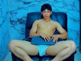 Drake_bell from Flirt4Free