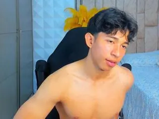 Drake_bell from Flirt4Free