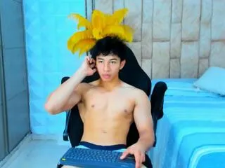 Drake_bell from Flirt4Free