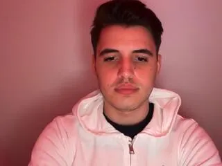 elio_carter from Flirt4Free is Freechat