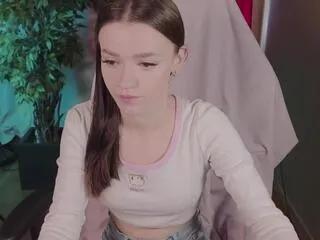 elizabeth_cherryl from Flirt4Free is Freechat