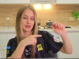 Girls: try live performances with matured performers, from dancing to quirks, in a variety of beautiful sex cams.