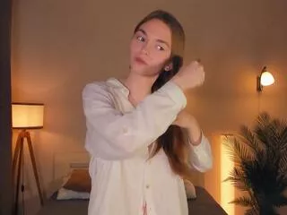 Elva_ashburn from Flirt4Free