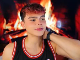 emiliano_sanchez from Flirt4Free is Freechat