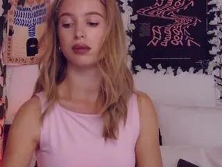 emma_wilde from Flirt4Free is Freechat