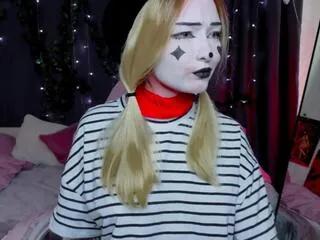 esme_eady from Flirt4Free is Freechat