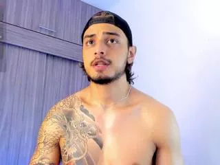 Ethan_lavi from Flirt4Free