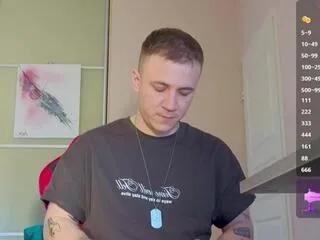 eton_kotz from Flirt4Free is Freechat