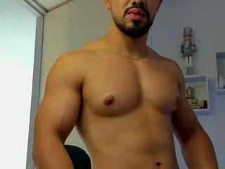 Ezzio_scolaro from Flirt4Free