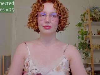 fairy_hairy from Flirt4Free is Freechat