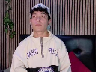 felipe_villareal from Flirt4Free is Freechat