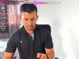 frank_ruiz from Flirt4Free is Freechat