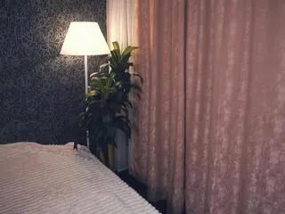 glendora_eskuchen from Flirt4Free is Freechat