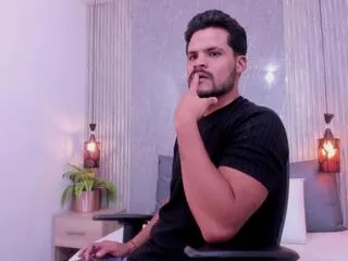 hamilton_smiith from Flirt4Free is Freechat