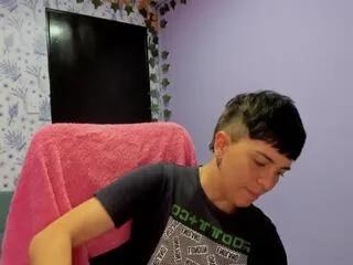 hanna_plu from Flirt4Free is Freechat