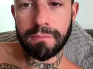 Izzi from Flirt4Free