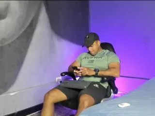 Jakob_ragnar from Flirt4Free