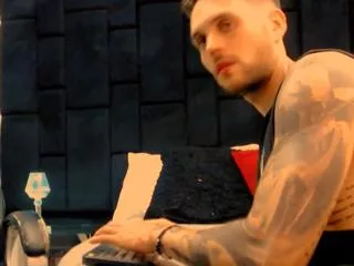 Jessi_white from Flirt4Free