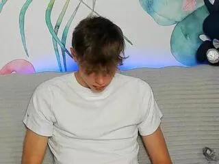 Justin_beckett from Flirt4Free