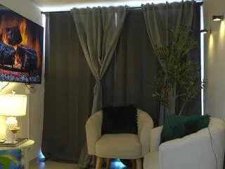 kendall_withmore from Flirt4Free