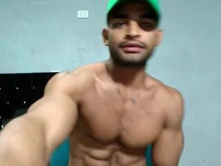 Kent_jr from Flirt4Free