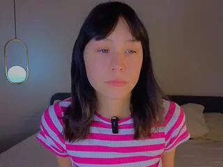 kerstin_heasley from Flirt4Free is Freechat